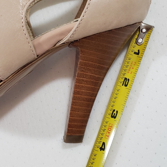 Sofft Pavia Heels in Egg Shell Dress Shoes 4" - Picture 11 of 15